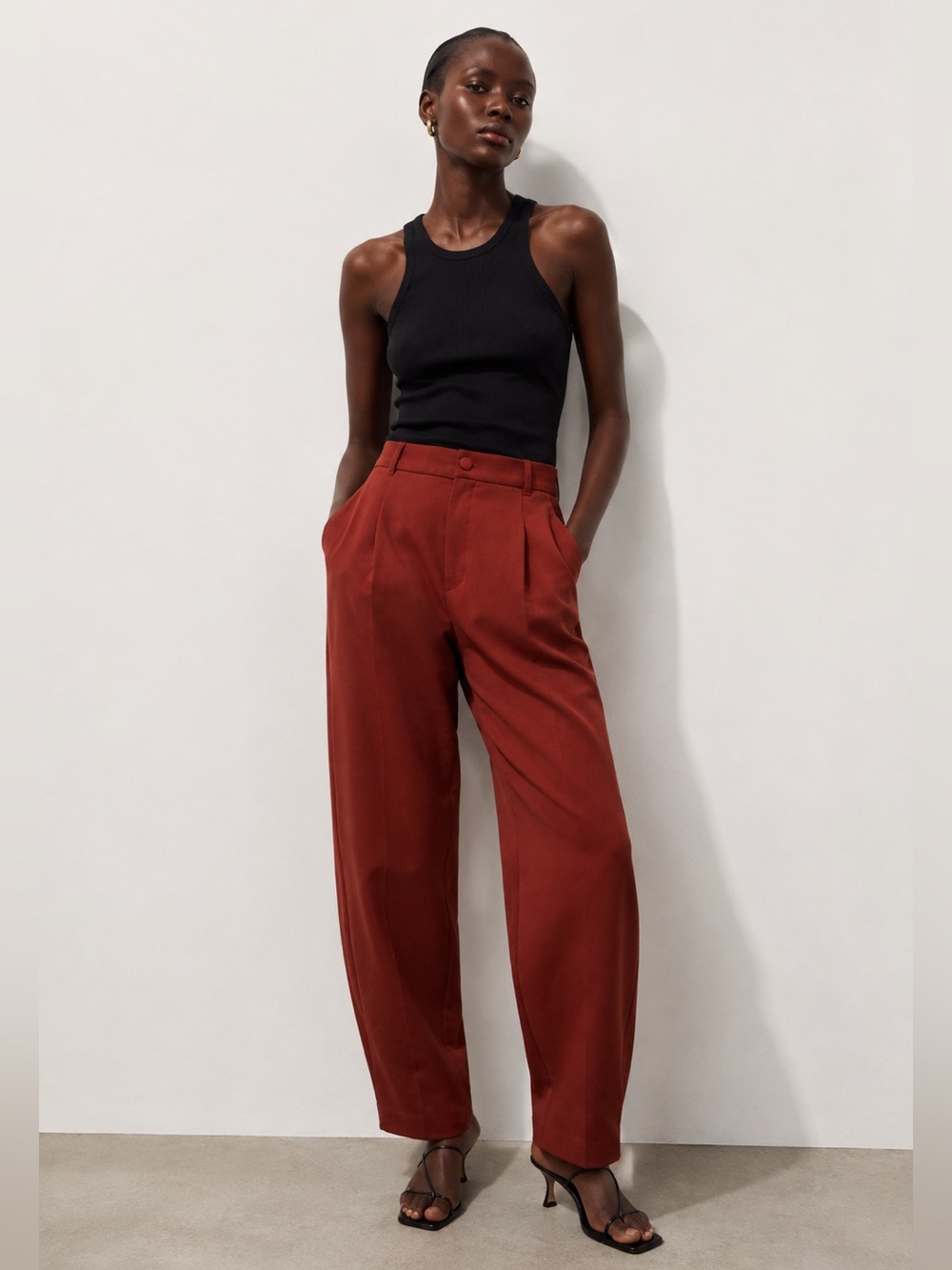 Zara High-Rise Front Pleated Straight Leg Trouser Pants – Terracotta – Size Smal